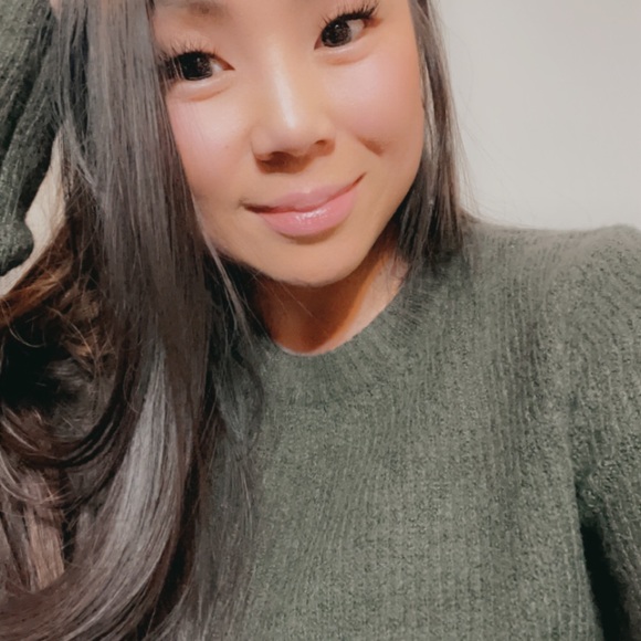 Meet your Posher, Kat - Picture 4 of 4